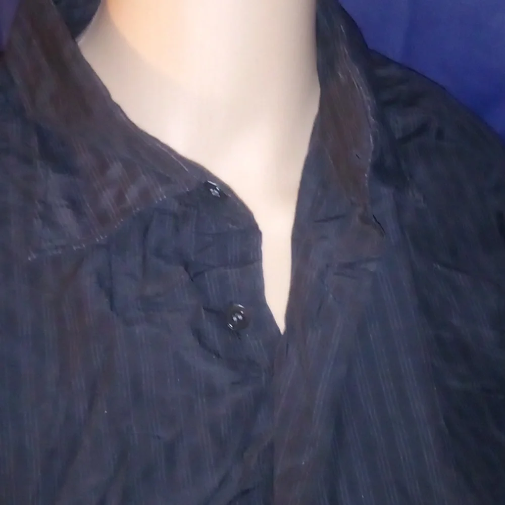 Armani Collezioni Men’s Pin Strip black dress shirt - Sz. XL - Picture 6 of 11